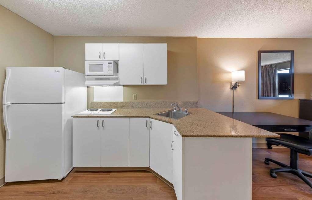 Extended Stay America Suites - Los Angeles - Valencia Stevenson Ranch Szoba fotó