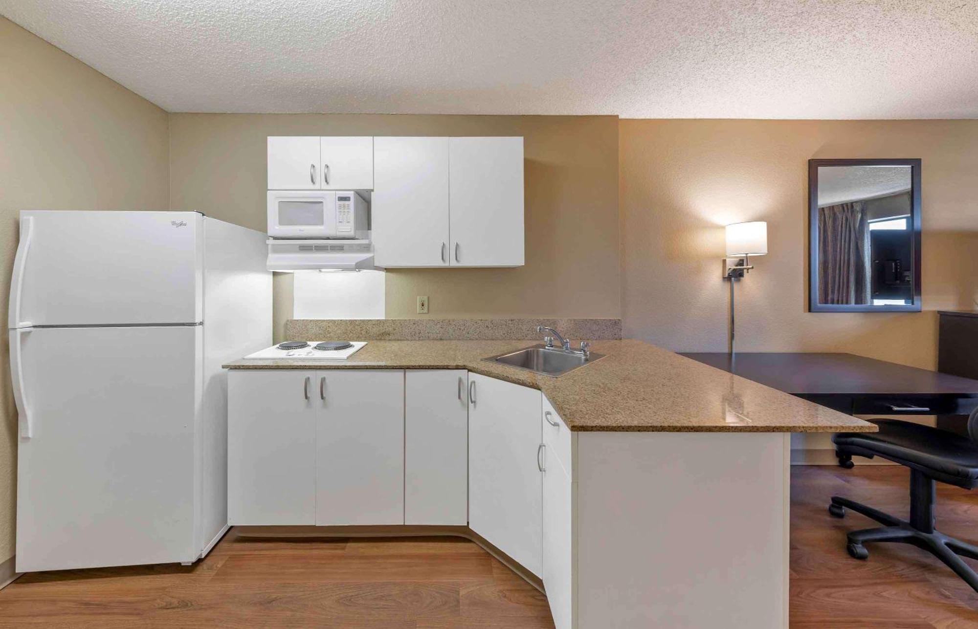 Extended Stay America Suites - Los Angeles - Valencia Stevenson Ranch Kültér fotó
